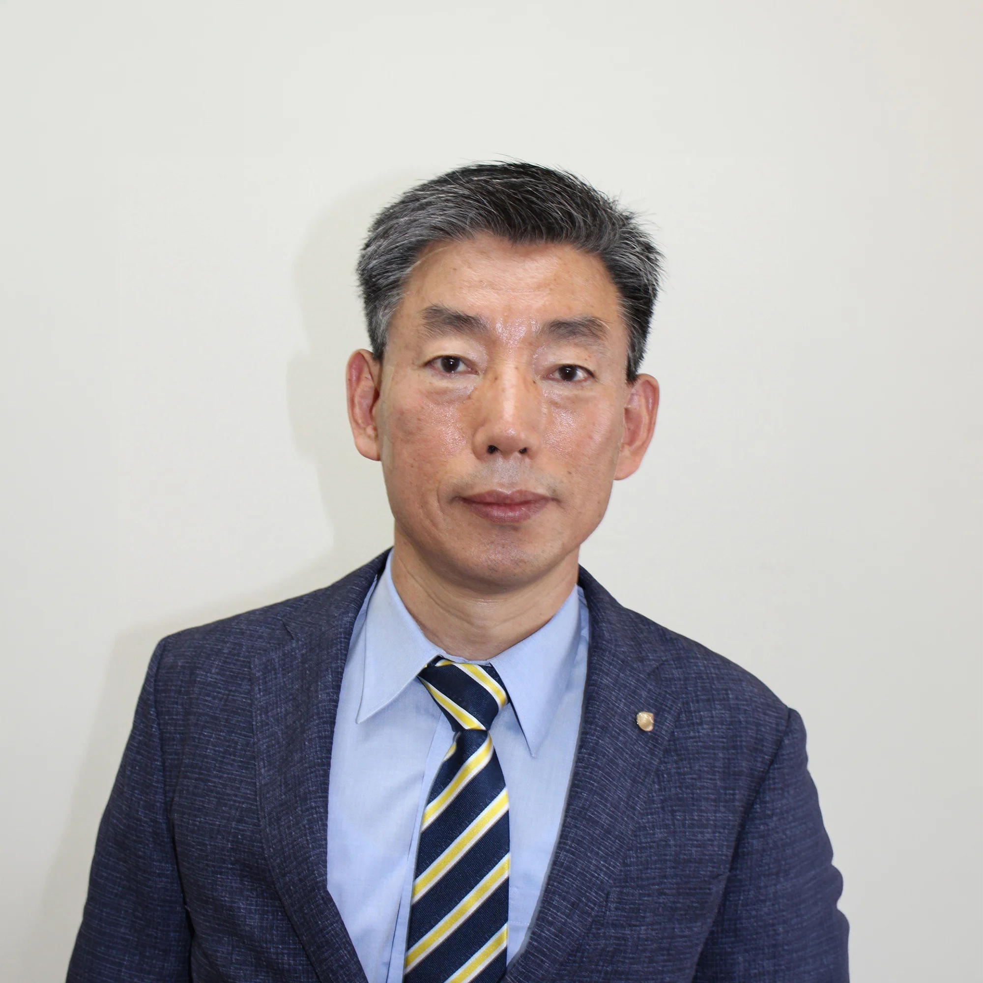  윤만고<br>(尹晩高)